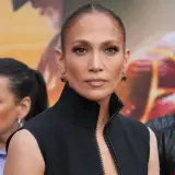 Jennifer Lopez, gwiazda wielu filmów, na premierze.