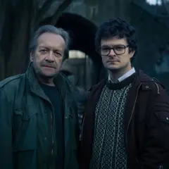 W Tłumie 2023 - nowy serial kryminalny Canal+ wart obejrzenia?