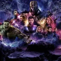 Plakat z filmów Marvela: Hulk, Iron Man, Thor, Kapitan Ameryka i inni bohaterowie walczą z Thanosem. Chris Evans jako Kapitan Ameryka w centrum.