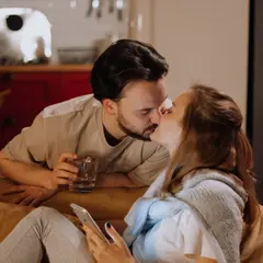  Najlepsze romantyczne seriale Netflix - lista hitów 2022
