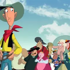 Lucky Luke stoi na czele grupy postaci z kreskówki, wśród nich są kowboje i mieszkańcy miasteczka.
