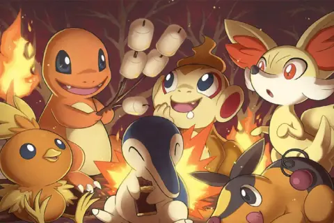 Uroczy Charmander i przyjaciele pieką pianki przy ognisku.