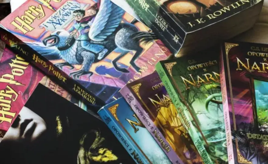Harry Potter - w jakiej kolejności czytać książki i oglądać filmy