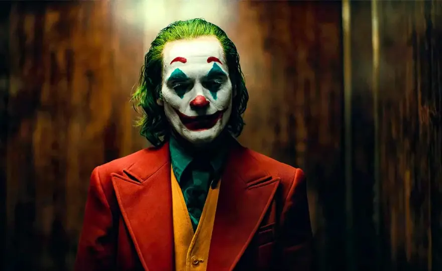 Joker analiza: Głęboka interpretacja filmu i jego przekazu