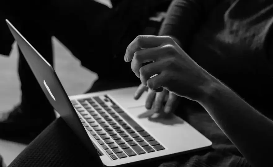 Dlaczego VPN jest kluczowy dla bezpieczeństwa w sieci