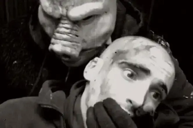 Zdjęcie Horrory Found Footage: Przerażające Nagrania w Kinie Grozy